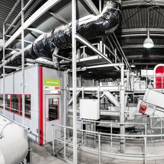 Panoramabild einer Kunststoffsortieranlage